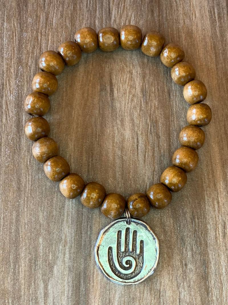 Hand Armband Native Weisheit, Die Erde Zu Berühren Ist Harmonie Mit Der Natur Haben, Ogala Sioux, Inspirierender Charme, Bedeutungsvolle Geschenke Hand Armband Native Weisheit, Die Erde Zu Berühren Ist Harmonie Mit Der Natur Haben, Ogala Sioux, Inspirierender Charme, Bedeutungsvolle Geschenke von LoisWagnerOriginals