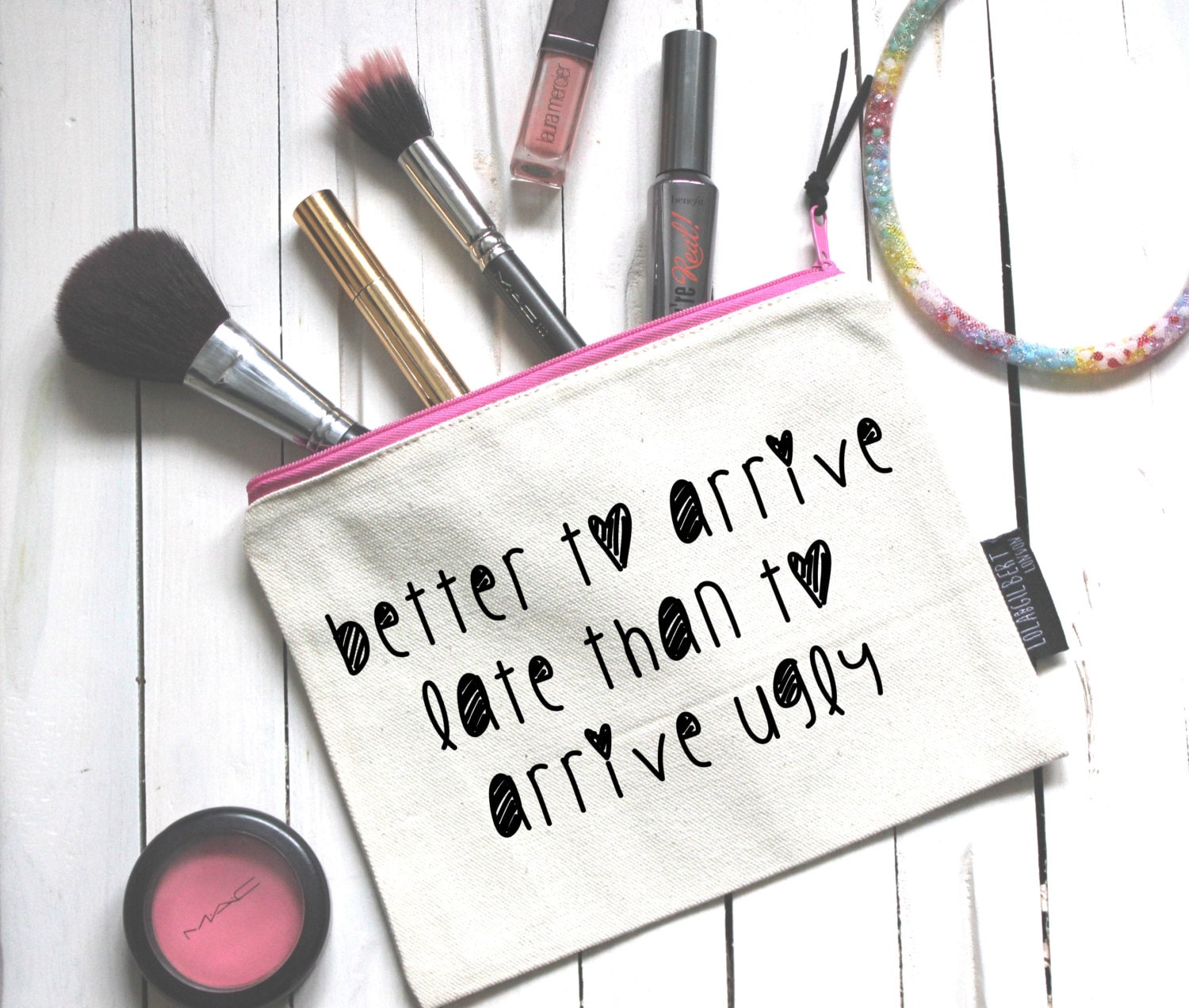 Besser Spät Als Hässlich Ankommen Ankommen Qualität Reißverschluss Beutel, Hand-Siebdruck, Um Ihren Tag Zu Machen Besser Spät Als Hässlich Ankommen Ankommen Qualität Reißverschluss Beutel, Hand-Siebdruck, Um Ihren Tag Zu Machen von LolaAndGilbert