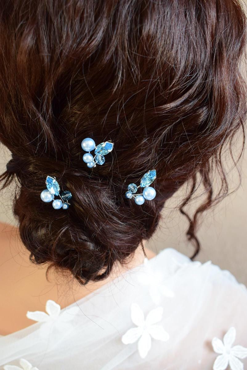 Something Blue - Trio Von Haarnadeln Für Den Dutt Der Braut, Um Die Tradition „Etwas Blauem" Zu Respektieren Something Blue - Trio Von Haarnadeln Für Den Dutt Der Braut, Um Die Tradition „Etwas Blauem" Zu Respektieren von LolaFramboisebijoux