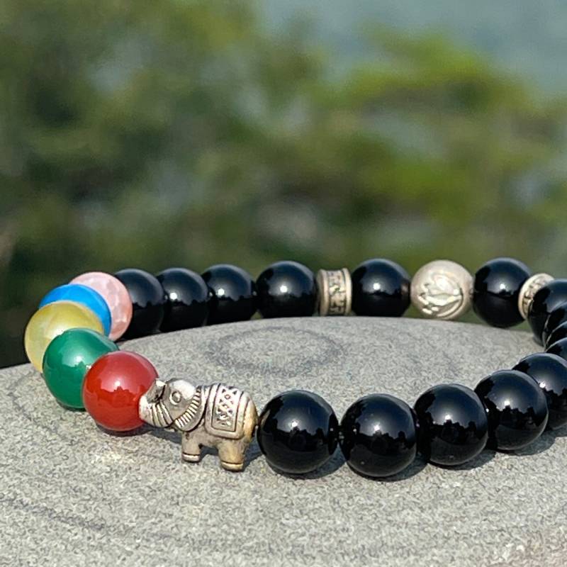 Bezauberndes Glückselefant Edelstein Armband von LolaGetzBling