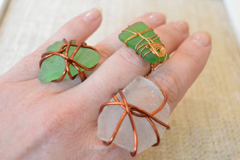 Kupferdraht Umwickelt Meer Glas Ringe | 3 Optionen Kupferdraht Umwickelt Meer Glas Ringe | 3 Optionen von LolaGetzBling