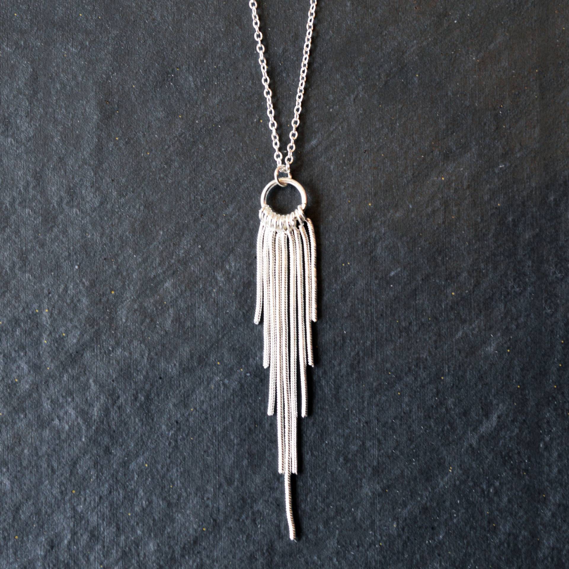 sterling Silber Serpentin Kette Fransen Anhänger Halskette sterling Silber Serpentin Kette Fransen Anhänger Halskette von LolaGetzBling