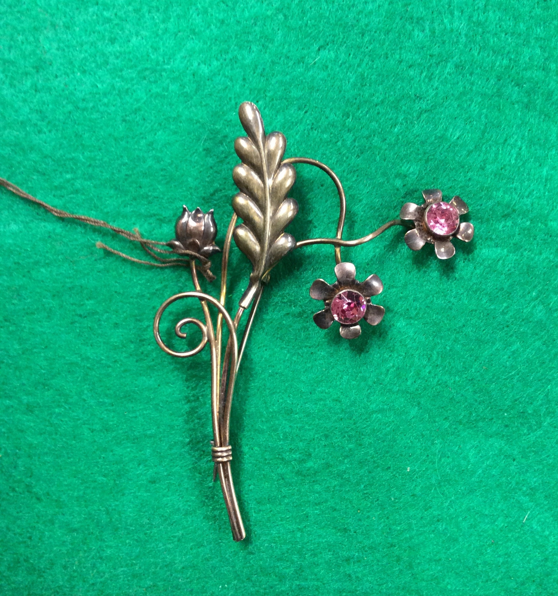 Flower Power Vintage Silber Ton Brosche Floral Valentinstag Geschenk Für Sie Flower Power Vintage Silber Ton Brosche Floral Valentinstag Geschenk Für Sie von LolasAntiques
