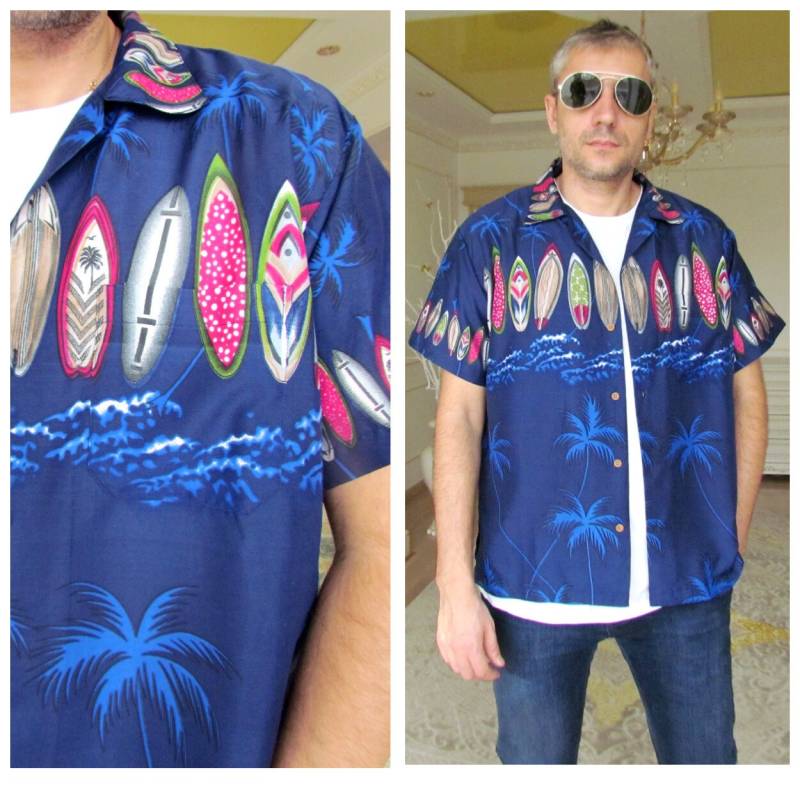 Hawaiian Print Shirt Herren Surfbrett Vintage Sommer Strand Shirts Kobaltblau Meer Marine von Lolitavintagee
