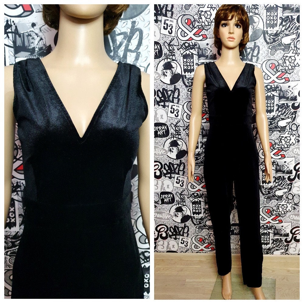 Schwarzer Overall Gothic Kleidung Hexe Kostüm Damen Goth Samt Schwarz M Schwarzer Overall Gothic Kleidung Hexe Kostüm Damen Goth Samt Schwarz M von Lolitavintagee