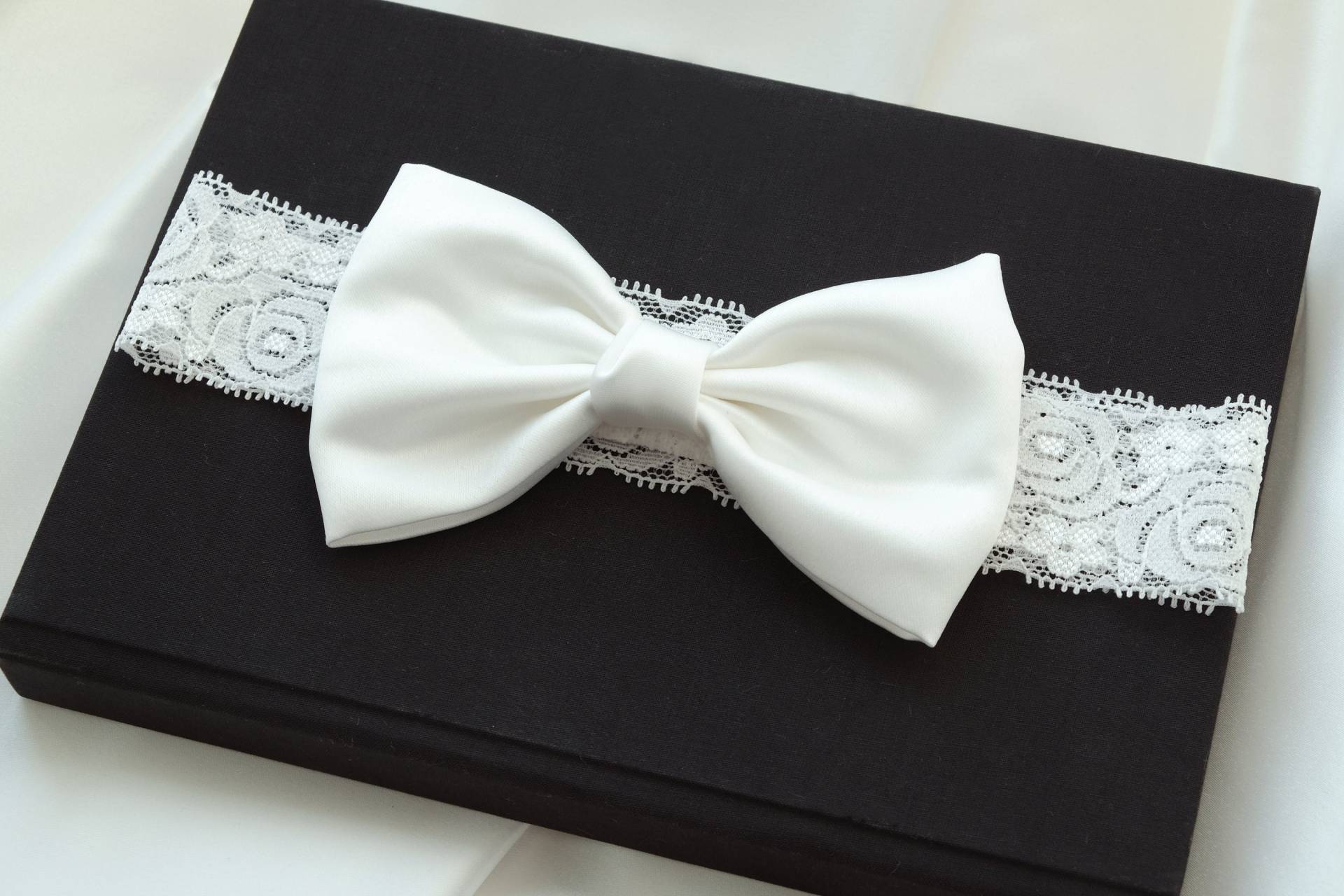 Baby Stirnband Haarband Kopfband Armband Headband Bracelet von LoliweKids