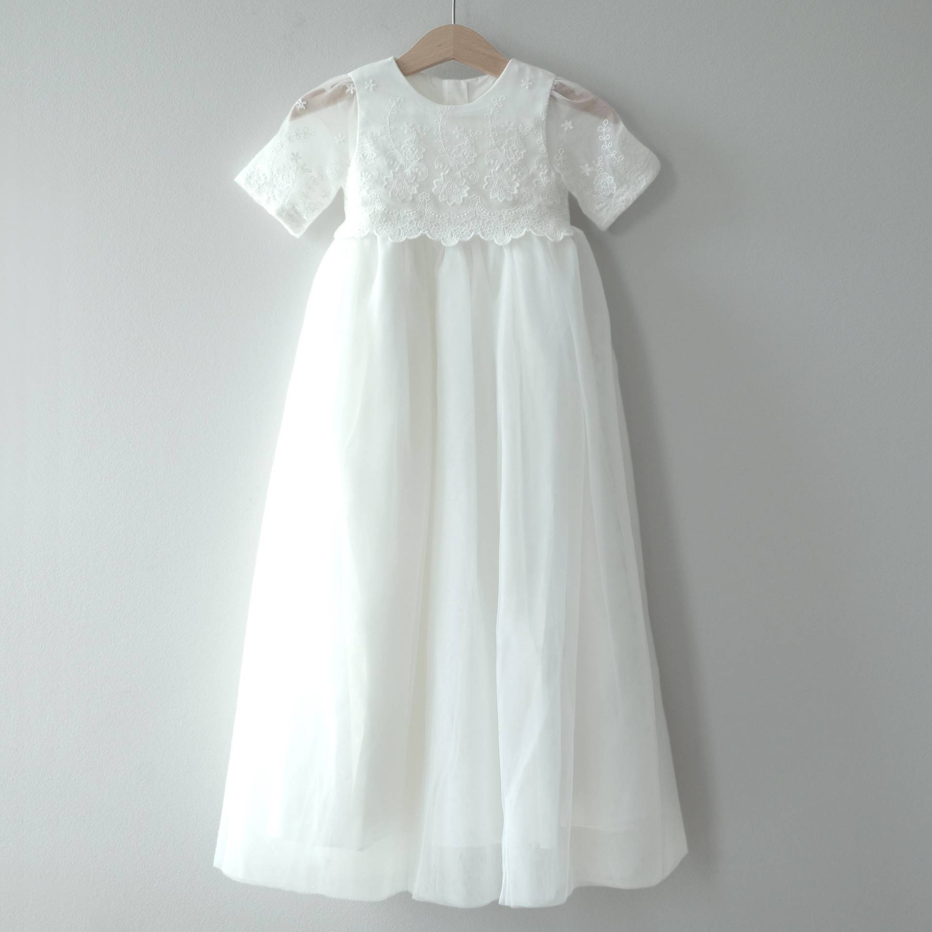 Livia Taufkleid Festkleid Mädchenkleid Babykleid Christening Gown von LoliweKids