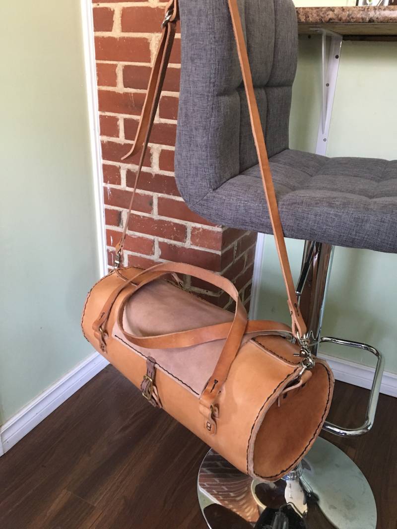 Vollkorn-Leder-Duffle Vollkorn-Leder-Duffle von Lomondsleather