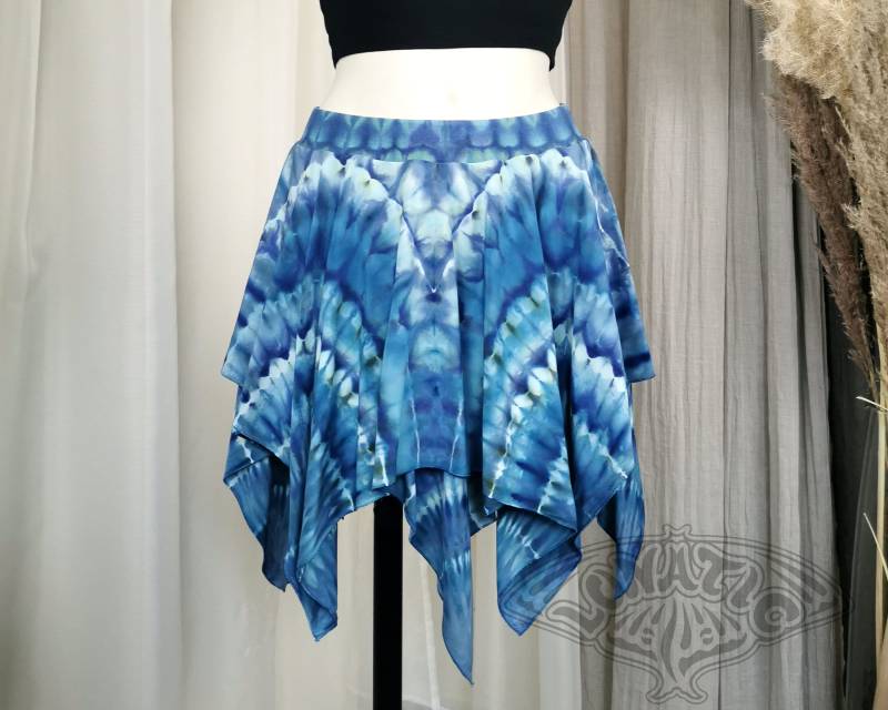 Feenrock in Mystic Blue von LonaticDyes