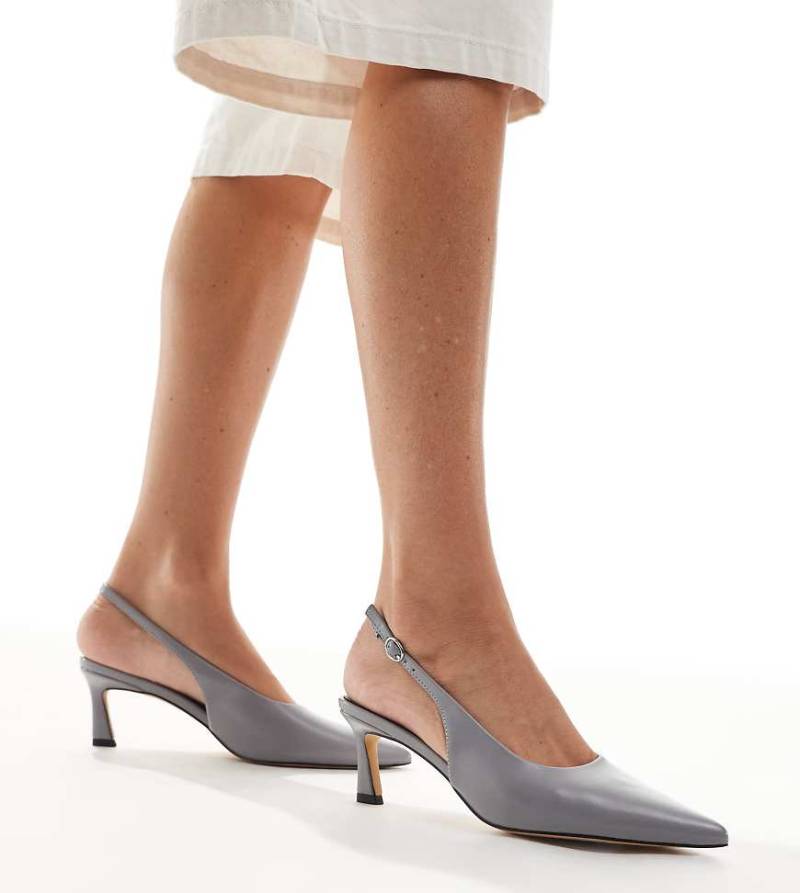 London Rebel Wide Fit - Emily - Slingback-Schuhe in Schiefergrau mit Kitten-Absatz, weite Passform von London Rebel Wide Fit