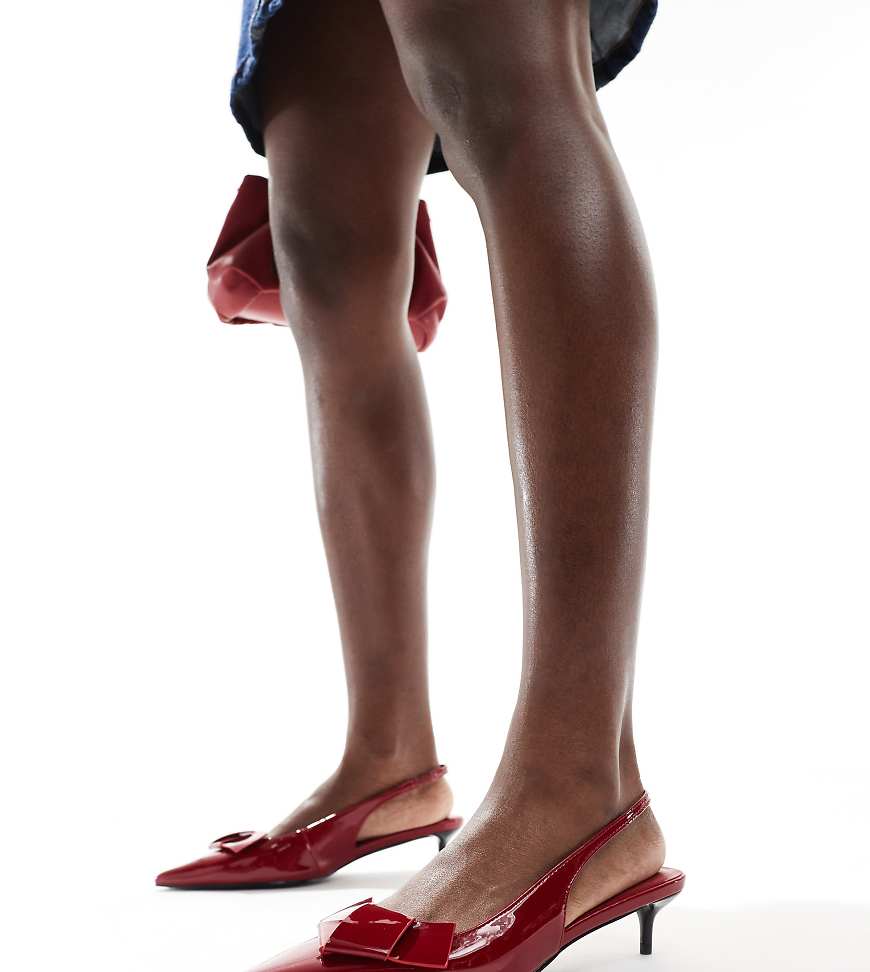 London Rebel Wide Fit - Slingback-Schuhe in roter Lackoptik mit Schleifendetail und Pfennigabsatz, weite Passform von London Rebel Wide Fit