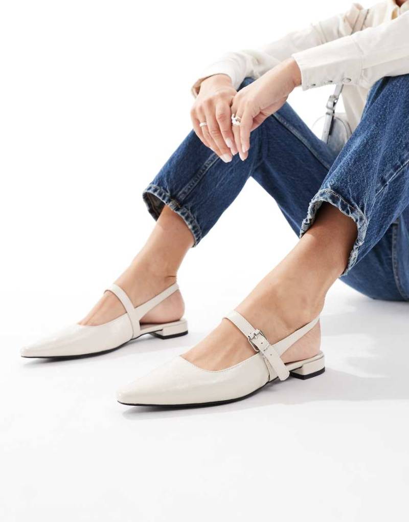 London Rebel - Luna - Spitze, flache Schuhe in Ecru mit Fersenriemchen-Weiß von London Rebel