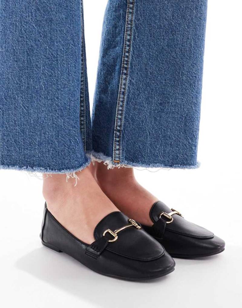 London Rebel - Nori - Loafer in Schwarz mit Schnallenverzierung von London Rebel