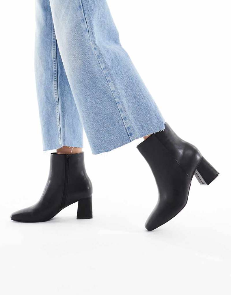London Rebel - Nova - Mittelhohe Ankle Boots in Schwarz von London Rebel