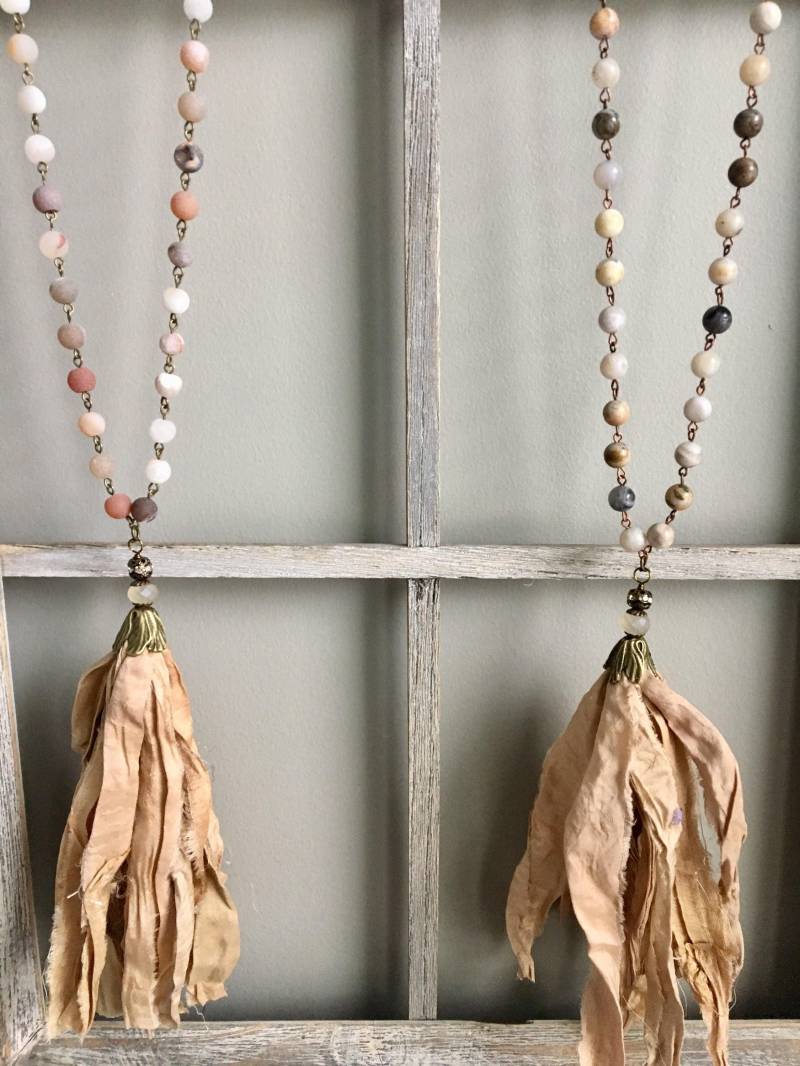 Boho Seide Sari Quaste Halskette von LondonAmayaJewelry