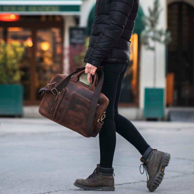 Lone Deer Personalisierte Handmade Echtleder Aktentasche von LoneDeerLeatherEU