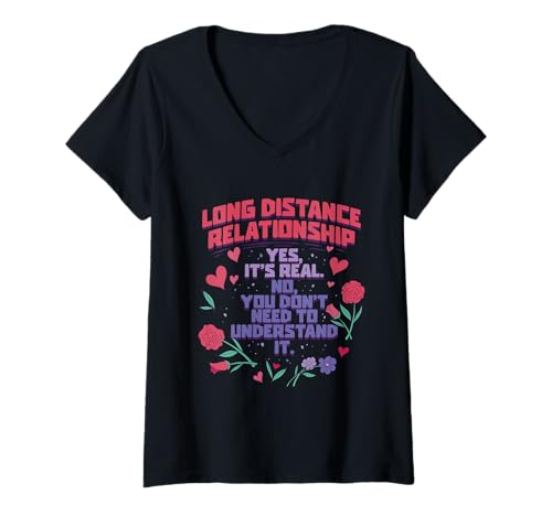 Damen Fernbeziehung Yes Its Real T-Shirt mit V-Ausschnitt Damen Fernbeziehung Yes Its Real T-Shirt mit V-Ausschnitt von Long Distance Relationship Onlinebeziehung