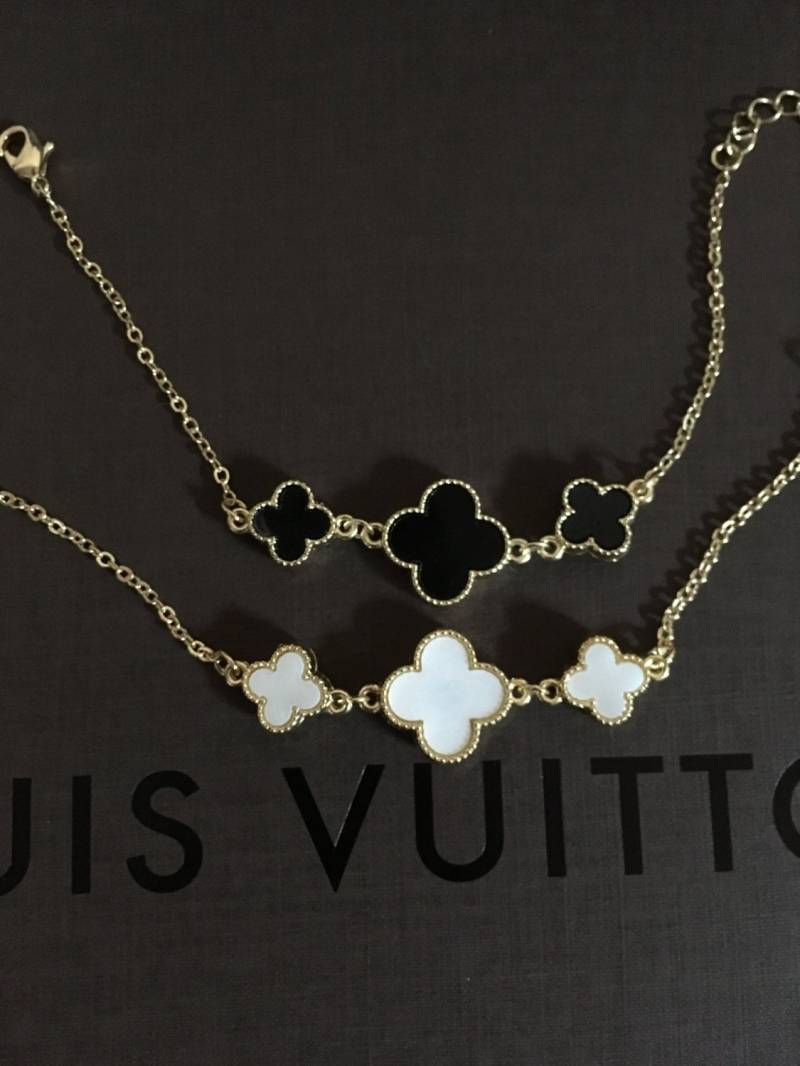 Kleeblatt Armband Kleeblatt Armband von LookWhatsNew