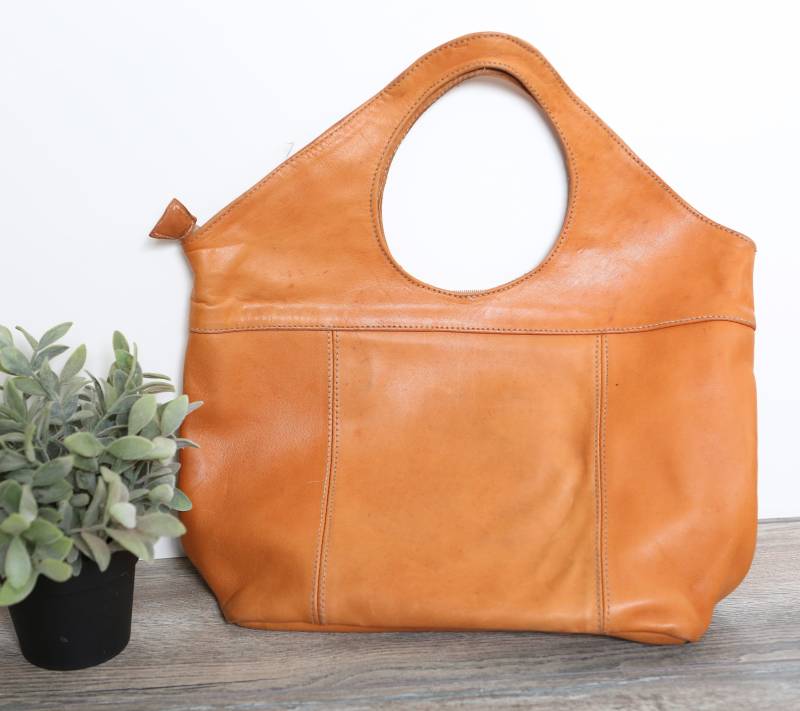 Handgefertigte Camel Lamm Leder Handtasche Marrakesch Artisan Geldbörse Handgefertigte Camel Lamm Leder Handtasche Marrakesch Artisan Geldbörse von LoomAndField