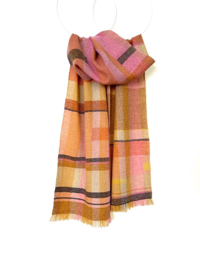 Handgewebter Schal Aus Merino Lambswool Handgewebter Schal Aus Merino Lambswool von LoomiqueStudio