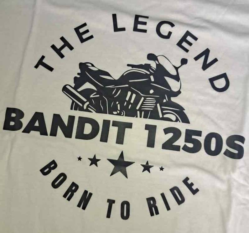 T-Shirt - Bandit 1250N, Einzelstück, Größe M, Born To Ride, The Legend, Suzuki & Motorrad Fans, Geschenk Für Biker Und Motorradfahrer von Loomley