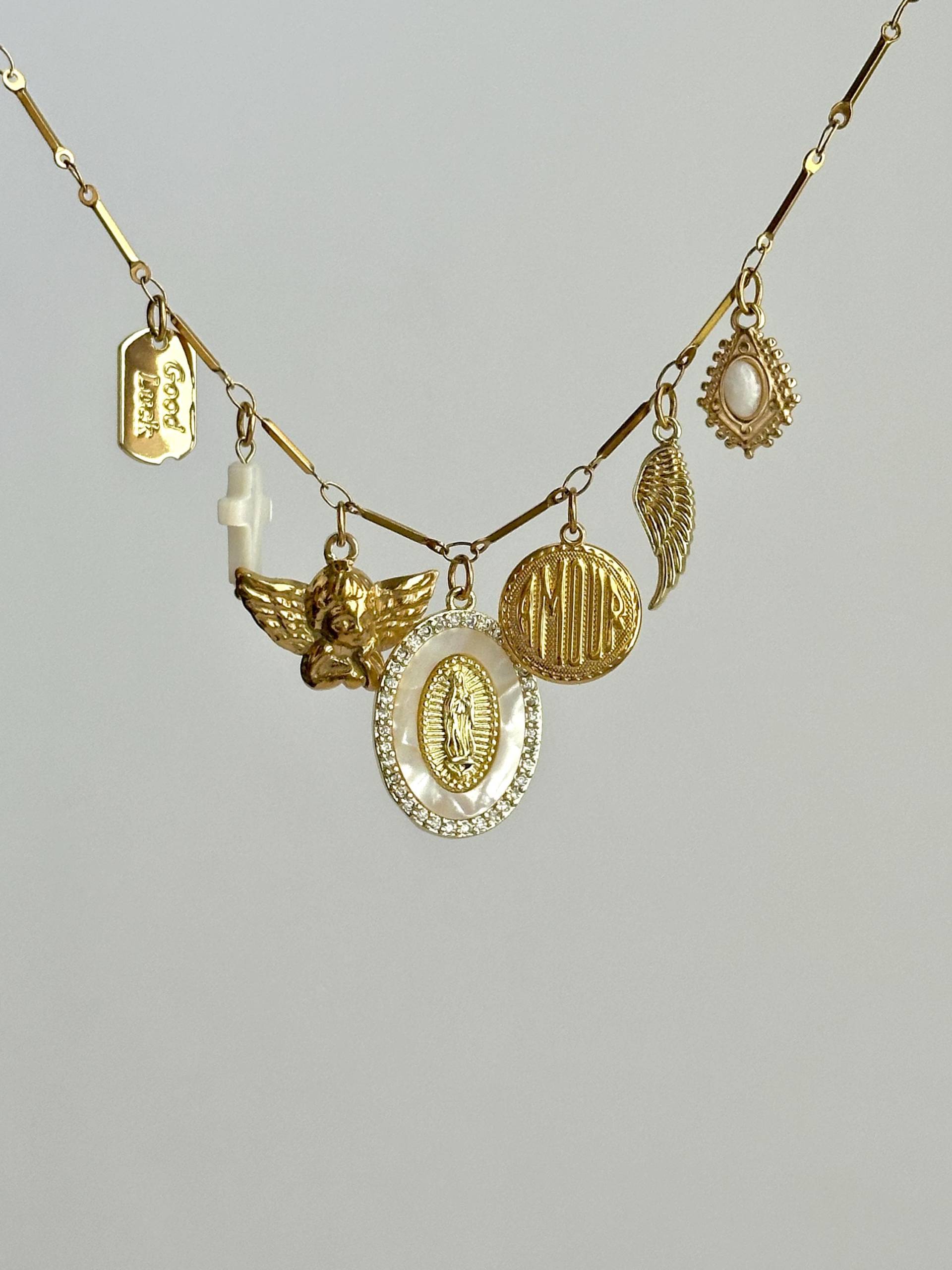 Cecilia Charm Halskette, Engelskette, Edelstahl, 18 Karat Gold, Maria Amor Love Kette, Wasserfest, Nickelfrei, Glaube, Religion von LoonyYouStudio