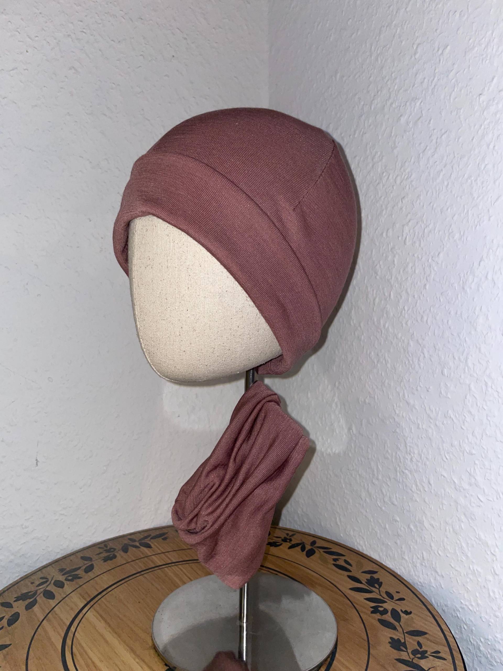 Wolle Seide Set Aus Mütze/Beanie Und Loop Schal Wolle Seide Set Aus Mütze/Beanie Und Loop Schal von Loopetti