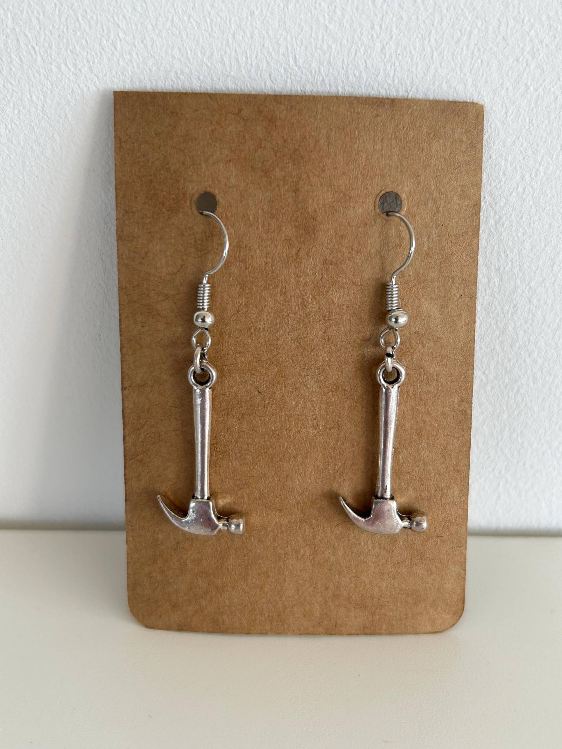 Hammer-Ohrringe Hammer-Ohrringe von LoopsByLene