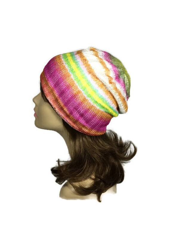 Leichte Sommer Strickmütze Slouchy Beanie Pink Grün Weiß Sommermütze Baumwollfutter Custom Size Hut Strick Damen von LooptheLoop