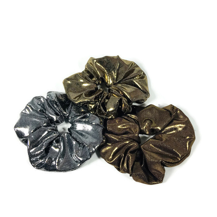 Silber Scrunchie Gold Bronze Metallic Scrunchies Messy Bun Glam Haargummis Spandex Swim Hair Tie Set/3 Silber Scrunchie Gold Bronze Metallic Scrunchies Messy Bun Glam Haargummis Spandex Swim Hair Tie Set/3 von LooptheLoop