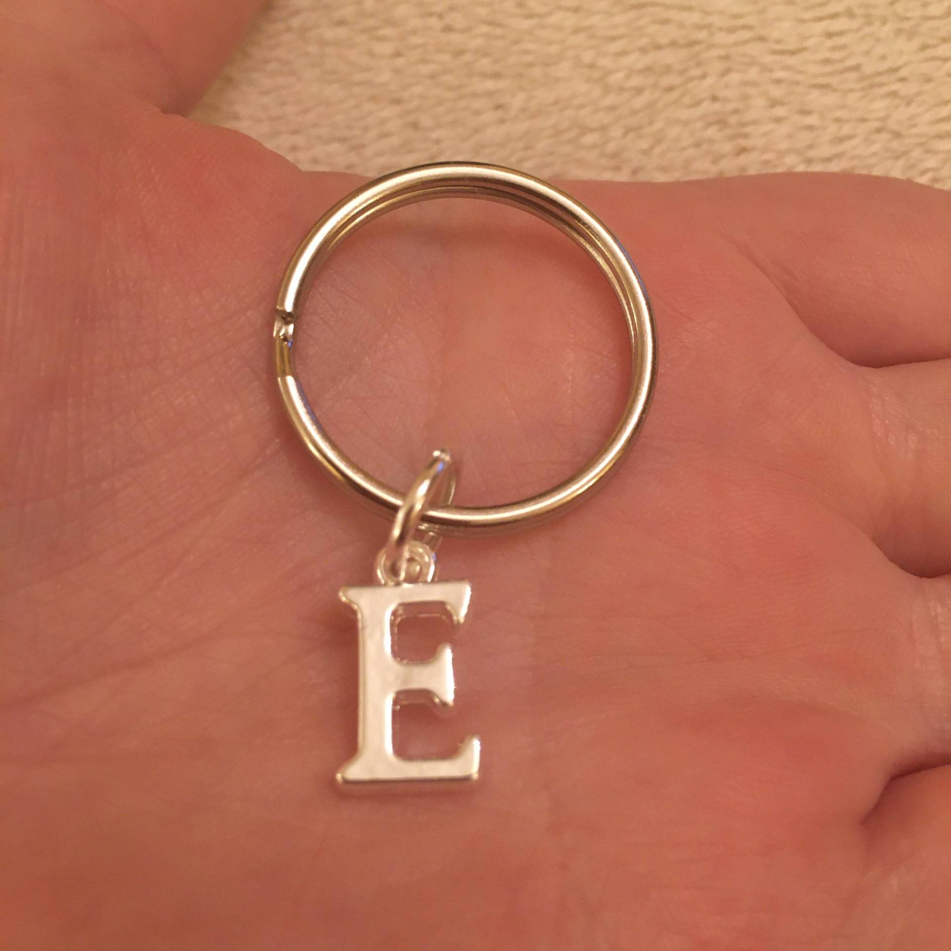 Silberner Schlüsselring Mit Anfangsbuchstaben, Personalisierter Schlüsselring, Anfangsschlüsselring, Buchstabenschlüsselring von LooseTheLock