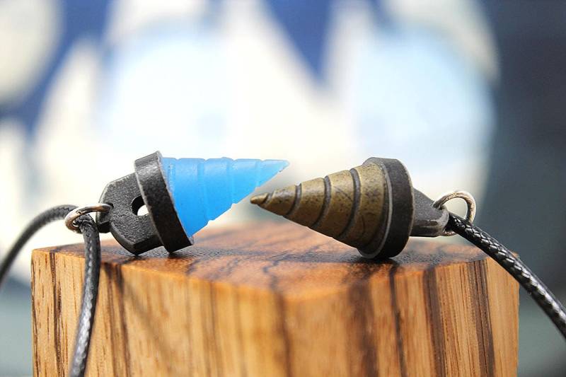 Gurren Lagann Kernbohrer Halskette Anime Schlüsselanhänger, Glows in Dark Ky1 von LootCaveCo