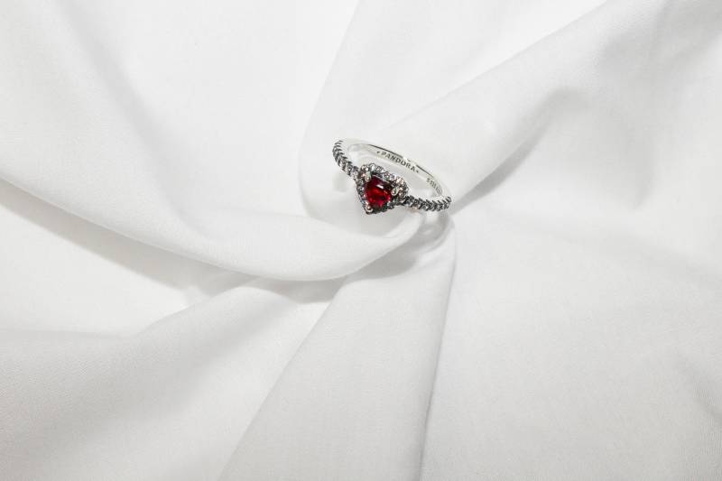 Pandora-Inspirierter Ausgeprägter Ring Mit Rotem Herz - Valentinstag Und Jahrestag Geschenk, Sterlingsilber 925 Versprechens Für Sie Pandora-Inspirierter Ausgeprägter Ring Mit Rotem Herz - Valentinstag Und Jahrestag Geschenk, Sterlingsilber 925 Versprechens Für Sie von LooveDE