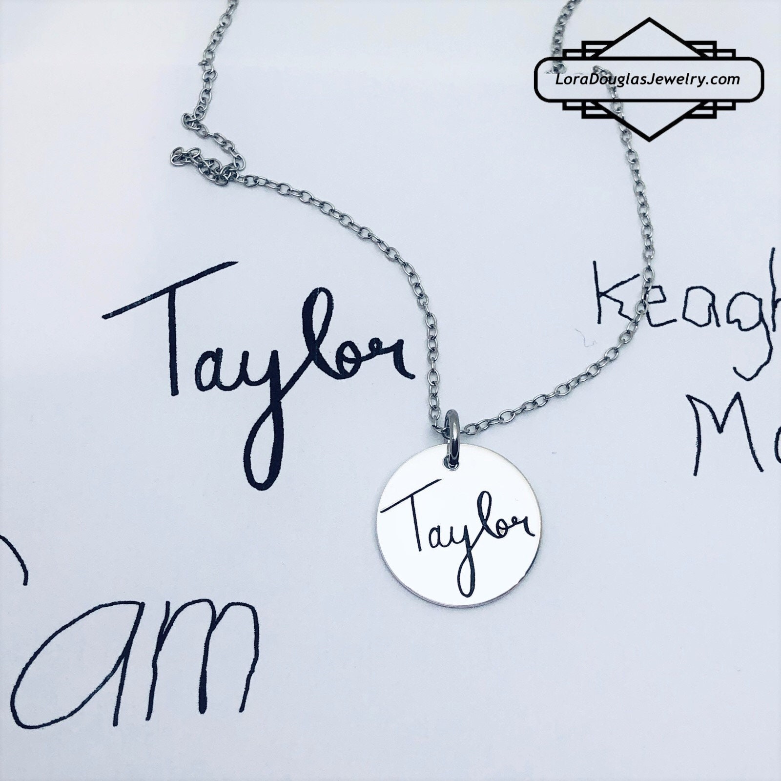 Handschrift Schmuck Des Kindes, Gravierte Auf 3/4 Zoll Sterling Silber Oder Edelstahl Anhänger, Halskette Armband Option Handschrift Schmuck Des Kindes, Gravierte Auf 3/4 Zoll Sterling Silber Oder Edelstahl Anhänger, Halskette Armband Option von LoraDouglasJewelry