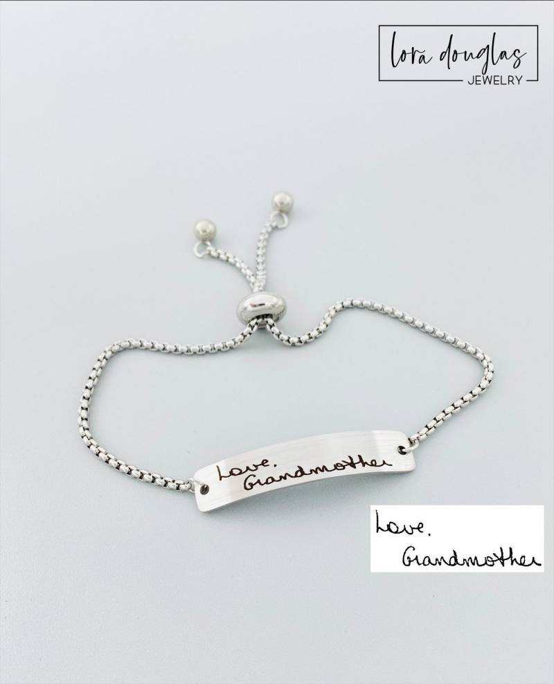 Personalisiertes Armband Mit Gravur, Lasergravur Echter Handschrift Oder Nachricht, Verstellbares Schiebearmband Aus Edelstahl Silber Personalisiertes Armband Mit Gravur, Lasergravur Echter Handschrift Oder Nachricht, Verstellbares Schiebearmband Aus Edelstahl Silber von LoraDouglasJewelry