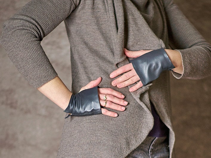 Armstulpen Aus Echtem Leder Grau Lederhandschuhe Mittens von LoraLeather