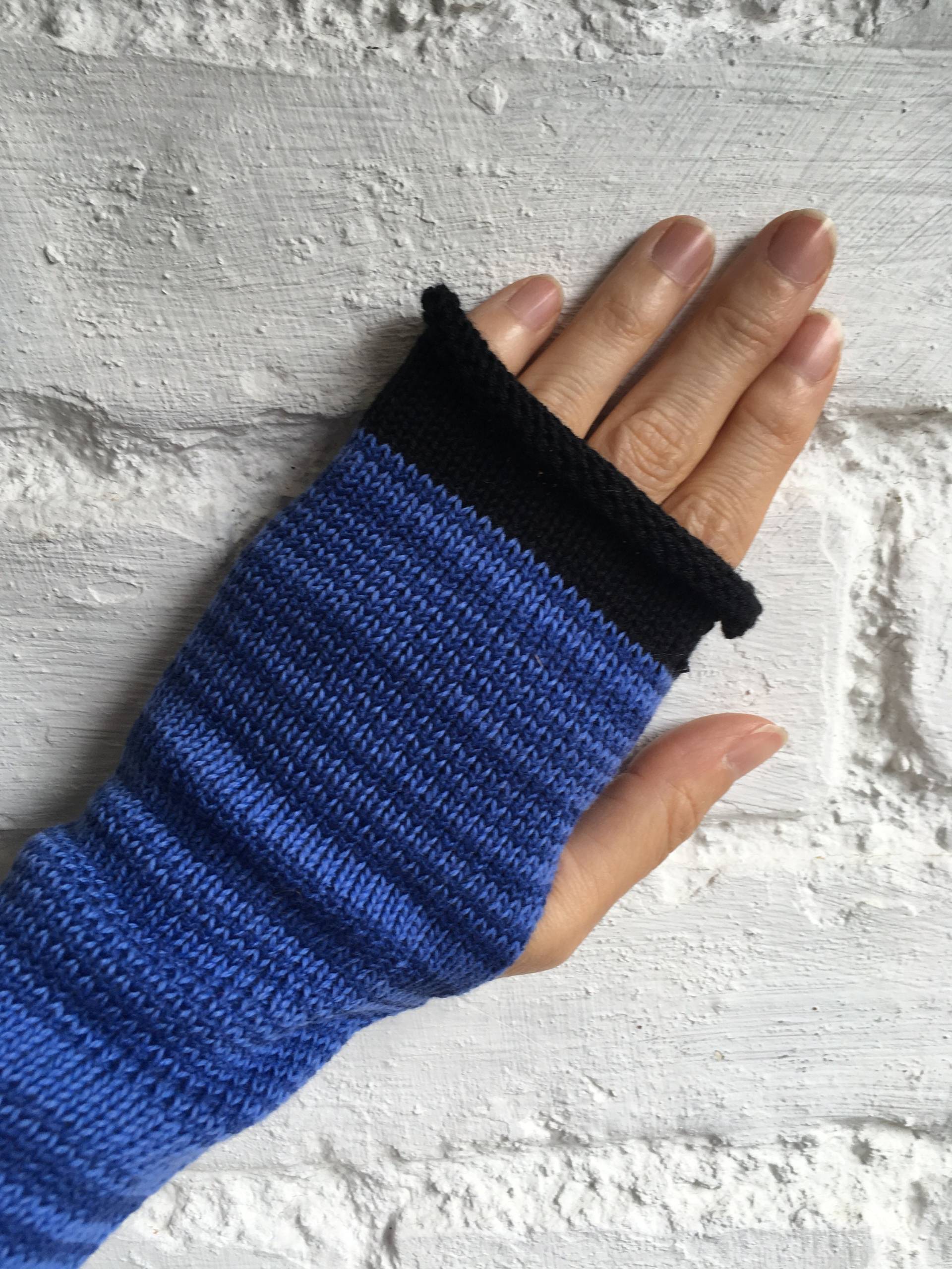Blaue Fingerlose Handschuhe, Baumwollhandschuhe, Gestrickte Vegane Armstulpen, Unisex-Handschuhe, Pulswärmer Blaue Fingerlose Handschuhe, Baumwollhandschuhe, Gestrickte Vegane Armstulpen, Unisex-Handschuhe, Pulswärmer von LordandTaft