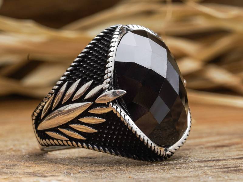 Edelstein Schwarzer Onyx Ring/Ovaler Silber Feder Figur Handgemachter Moderner Design Geschenk Für Ihn von LordenSilver