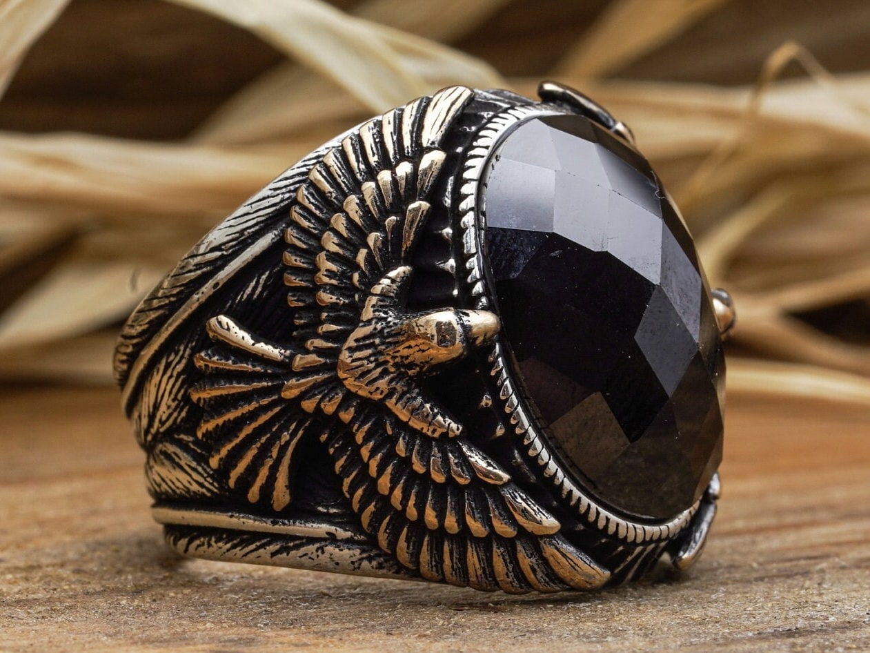 Geflügelter Adler Schwarzer Onyx Ring/Herren Gemusterter Special Design Silber Geschenk Für Mann Geburtstagsgeschenk von LordenSilver