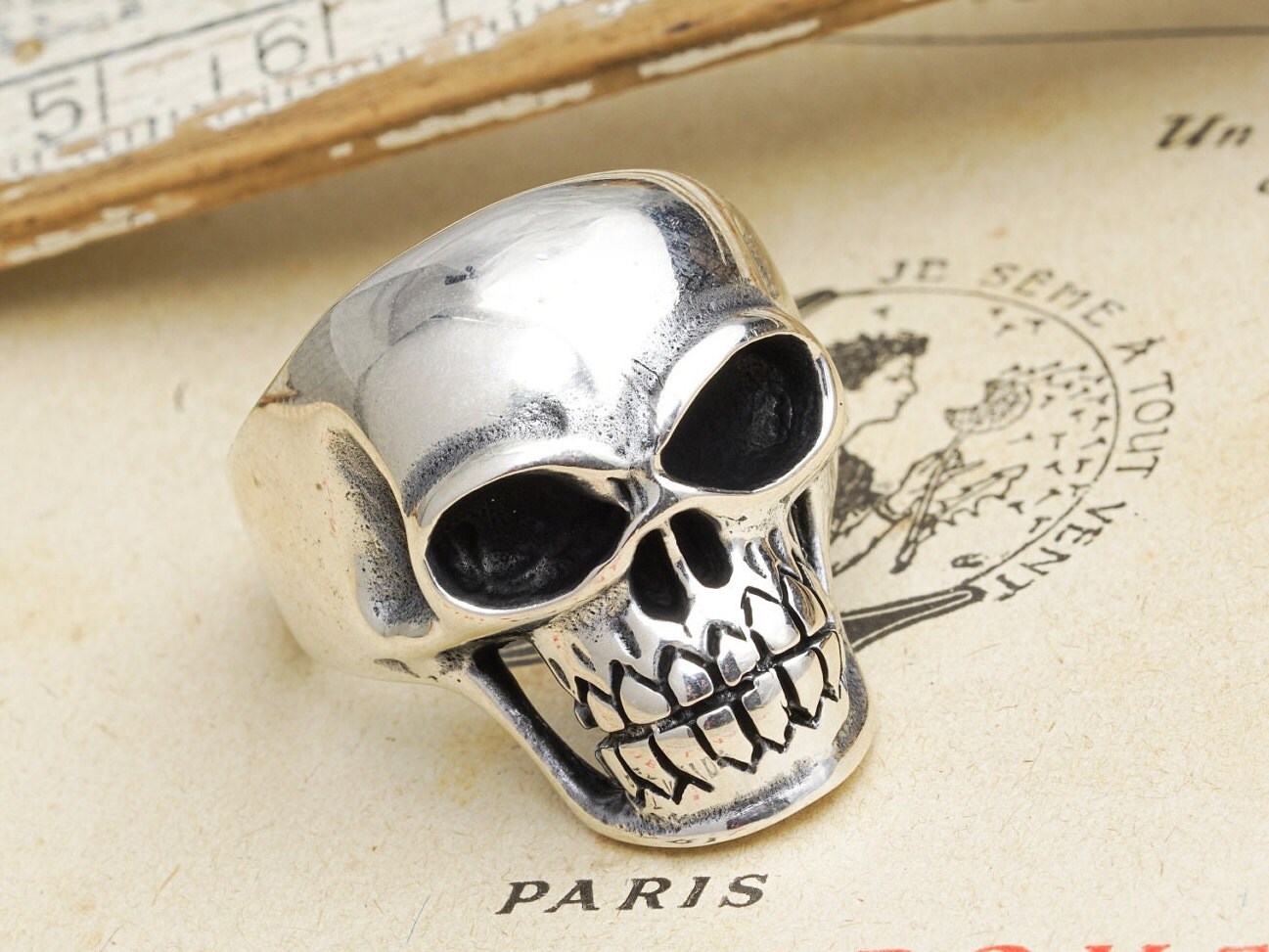 Gothic Totenkopf Ring/Handgemachter Halloween Silber Männer Danger Skull Geschenk Für Biker Darling Freund von LordenSilver