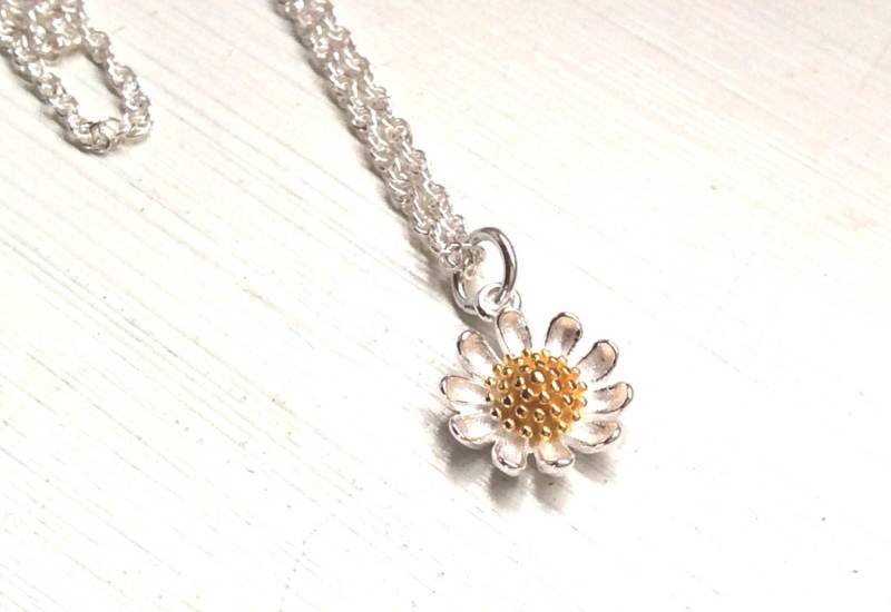 Halskette, Schmuck, Silberne Blume, Gänseblümchen, Kette, Weihnachtsgeschenk, Weihnachtsgeschenk von LornaGreenTiaras