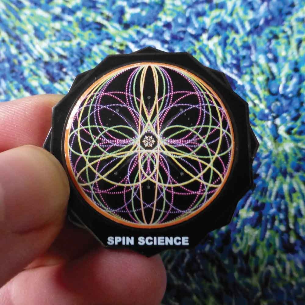 Blumen Mandala Pin -Limitierte Auflage 1, 5 "Double-Post Mit Graviertem Rücken." Blumen Mandala Pin -Limitierte Auflage 1, 5 "Double-Post Mit Graviertem Rücken." von LorqDesigns