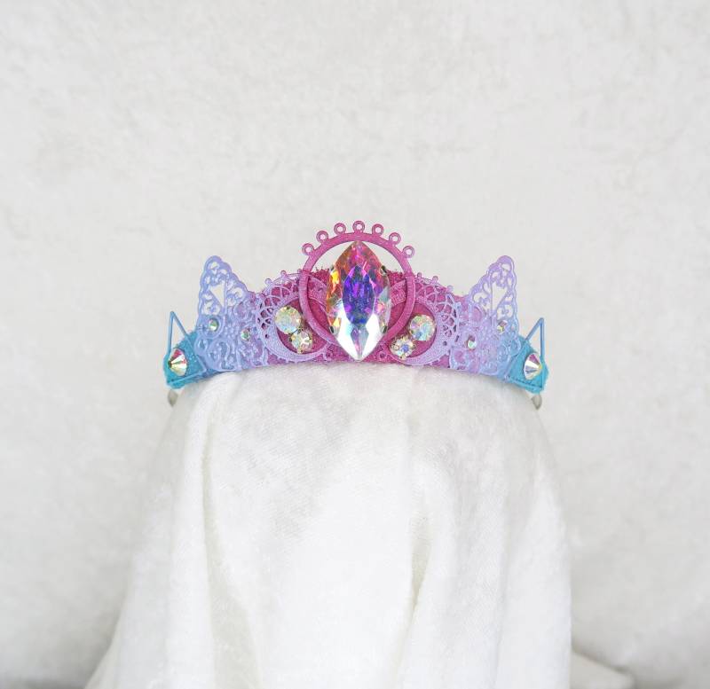 Candy Rainbow Edelstein Tiara - Petrol, Lila Und Pink von Loschy