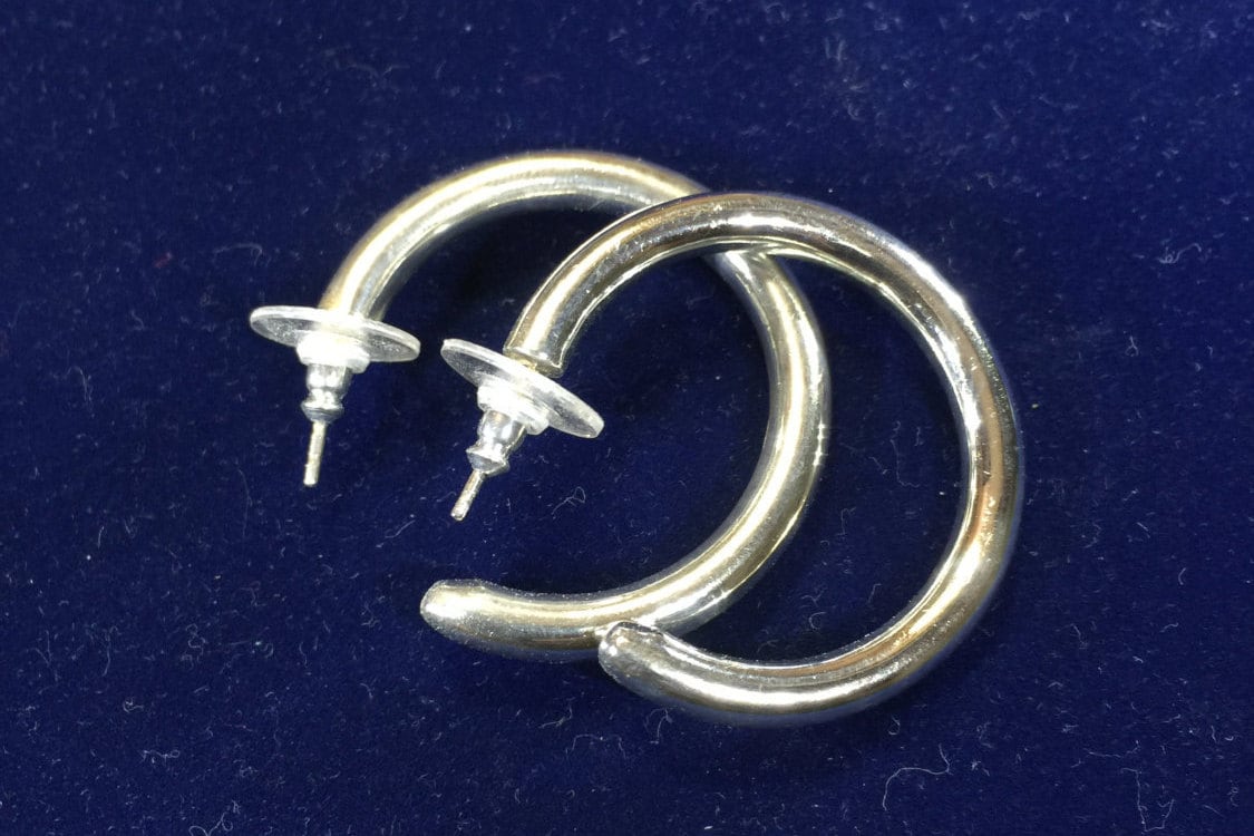 Silber Schleifen Ohrringe Silber Schleifen Ohrringe von LostHiddenTreasures