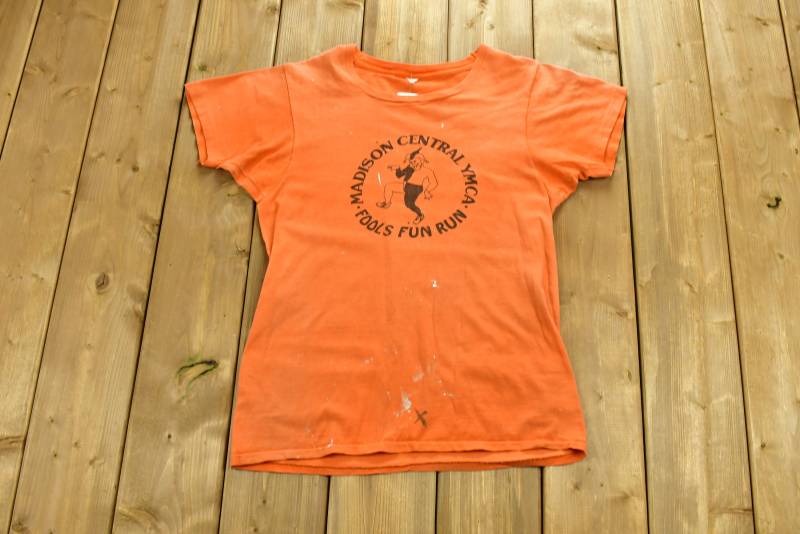 Vintage 1980S Madison Central Ymca Fools Fun Run T-Shirt/Grafik 80Er 90Er Jahre Streetwear Retro Style Single Stitch von Lostboysvintage