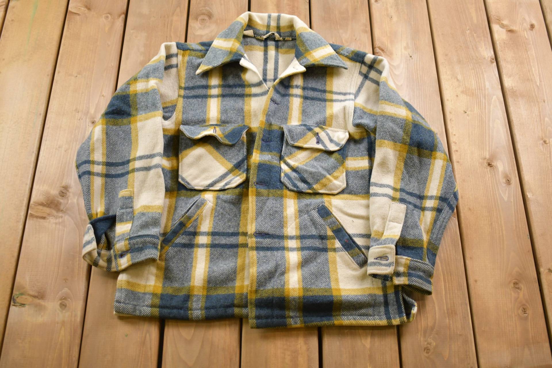 Vintage 1980S Woolrich Kariertes Wollhemd Mit Knöpfen/Button Up Flanell Freizeithemd Formelles Hemd von Lostboysvintage