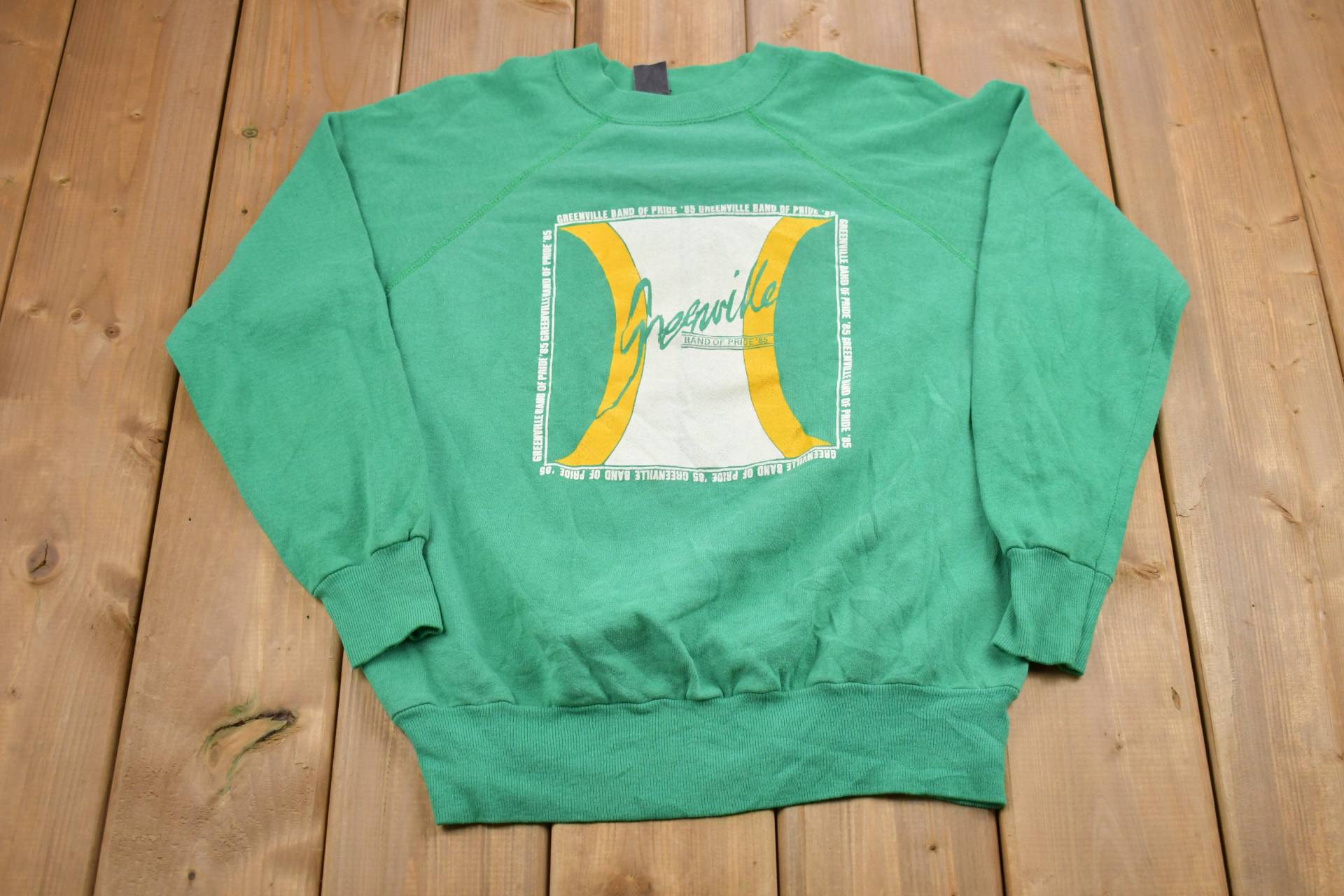 Vintage 1985 Greenville Band Of Pride Raglan Crewneck Sweatshirt/80Er Souvenir Athleisure Streetwear Musik Grafik von Lostboysvintage