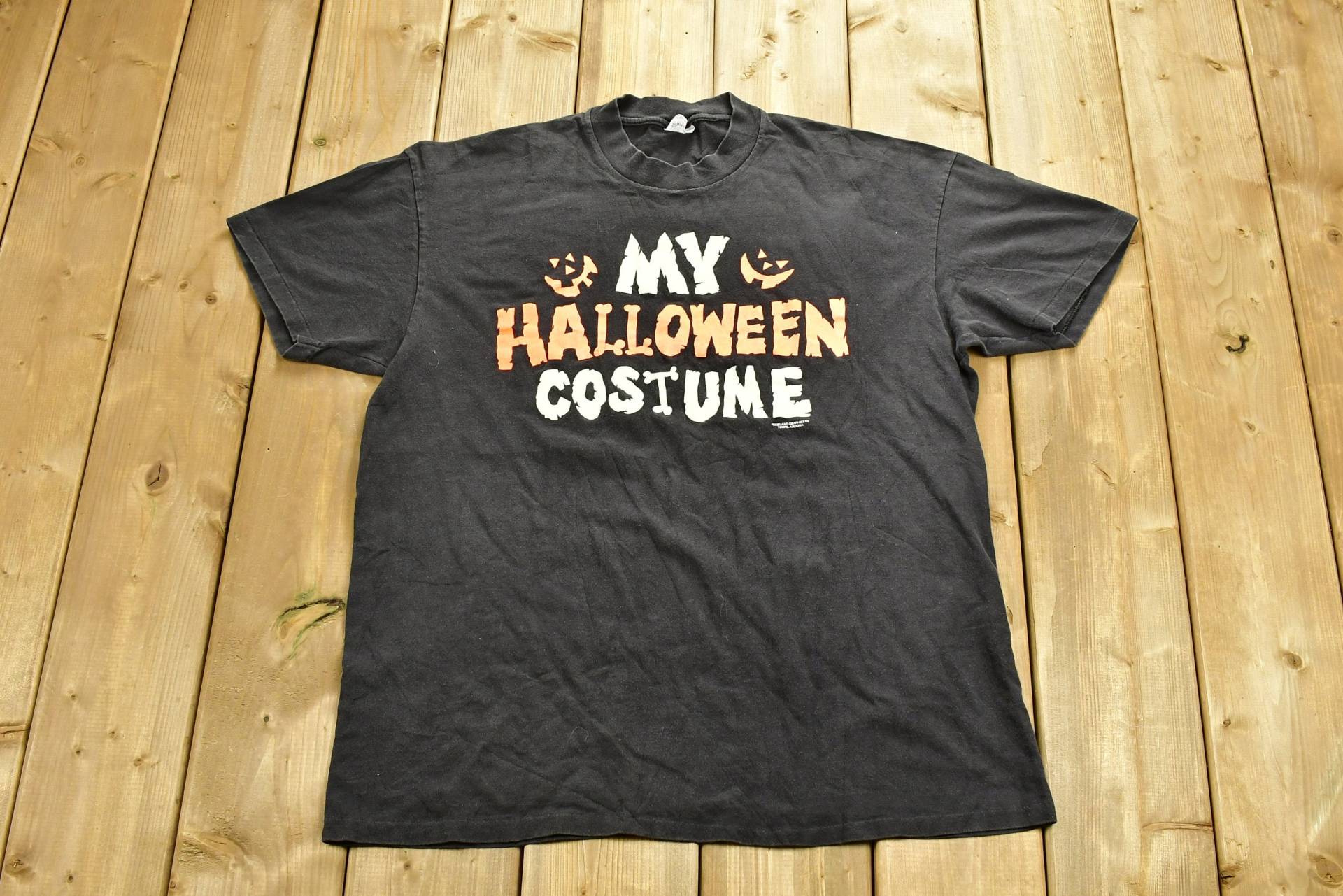 Jahrgang 1988 "Mein Halloween-Kostüm" T-Shirt/Halloween-Grafik 80Er 90Er Jahre Streetwear Retro-Stil Single Stitch Made in Usa von Lostboysvintage