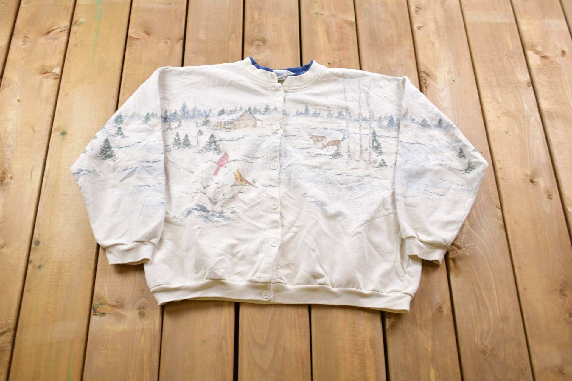 Vintage 1990 Artisans Design Bird Winter Grafik Doppelkragen Sweatshirt/90Er Crewneck Souvenir Athleisure Streetwear Made in Usa von Lostboysvintage