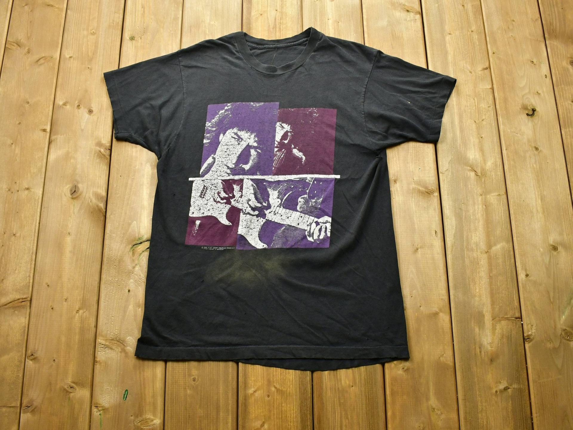 Vintage 1990 Bob Dylan Band Never Ending Tour T-Shirt/T-Shirt Single Stitch Made in Usa 90Er Jahre Musik Promo Premium Vintage 1990 Bob Dylan Band Never Ending Tour T-Shirt/T-Shirt Single Stitch Made in Usa 90Er Jahre Musik Promo Premium von Lostboysvintage